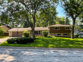 1239 N 122nd STREET, Wauwatosa, WI 53226