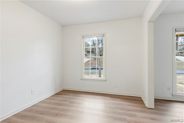 5711 Golden Pond, Northport, AL 35473