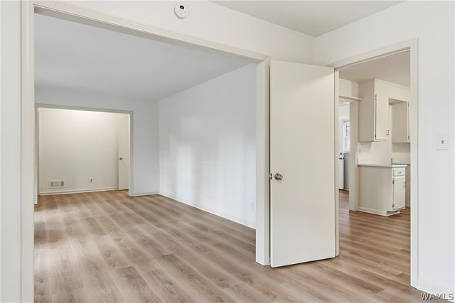 5711 Golden Pond, Northport, AL 35473