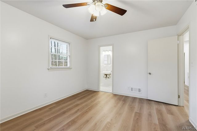 5711 Golden Pond, Northport, AL 35473