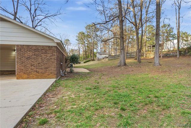 5711 Golden Pond, Northport, AL 35473