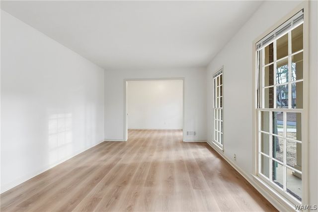 5711 Golden Pond, Northport, AL 35473