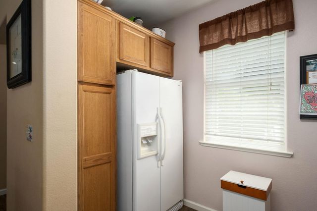 454 E Sierra Avenue, Reedley, CA 93654