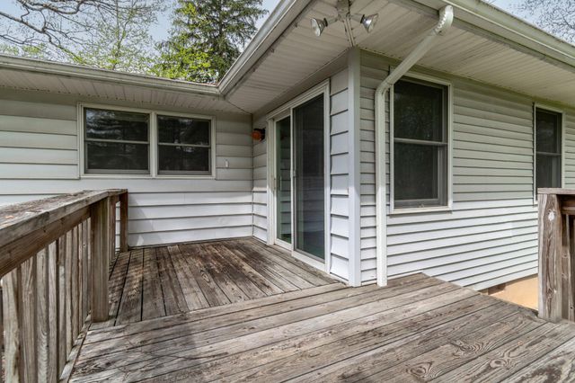 19 FLORAL RD, Flemington, NJ 08822