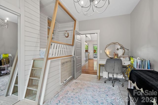 38 Little Forest Drive, Asheville, NC 28806