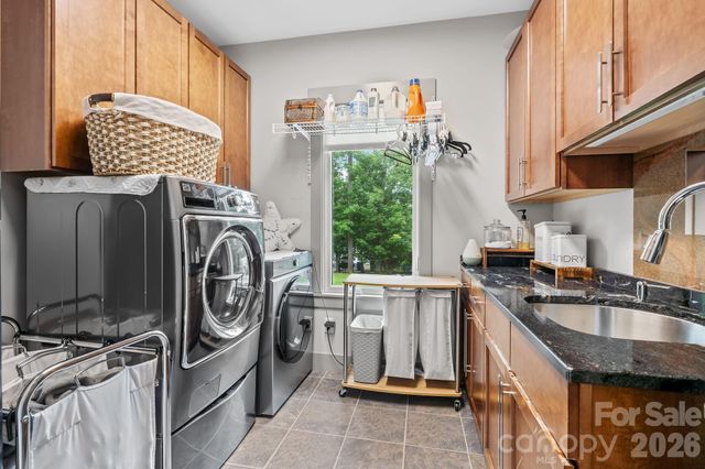 38 Little Forest Drive, Asheville, NC 28806