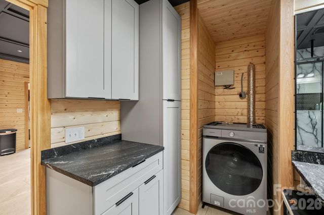 38 Little Forest Drive, Asheville, NC 28806