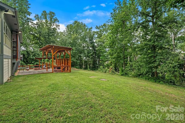 38 Little Forest Drive, Asheville, NC 28806