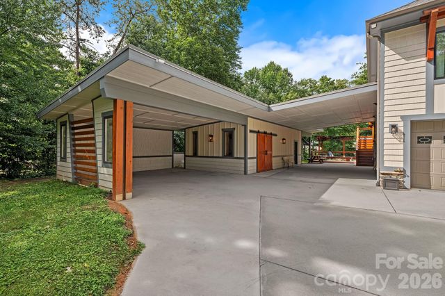 38 Little Forest Drive, Asheville, NC 28806