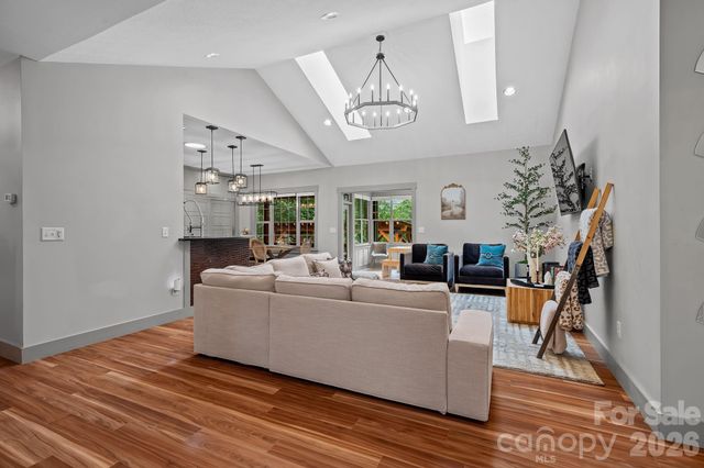 38 Little Forest Drive, Asheville, NC 28806