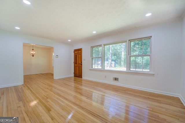 1288 Elva Drive SW, South Fulton, GA 30331