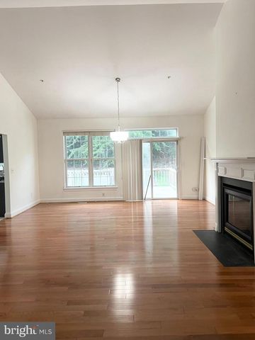 7816 AYLESFORD LN, Laurel, MD 20707