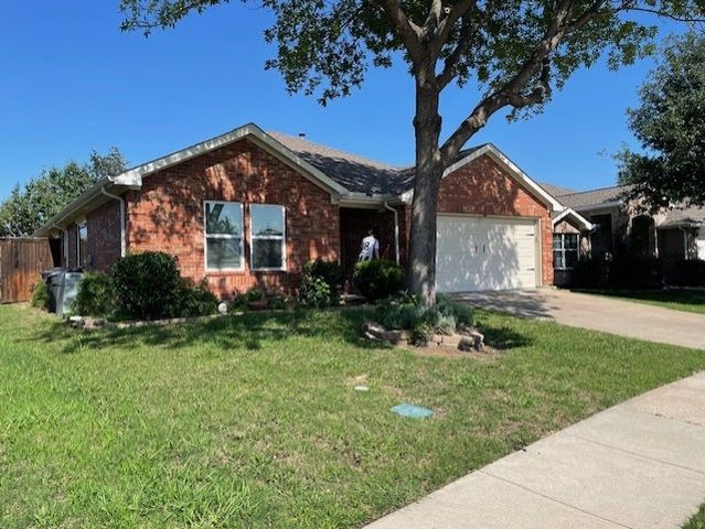 2005 Clear Creek Drive, Little Elm, TX 75068