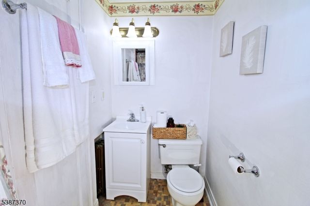 126 Baker St, Dover Town, NJ 07801