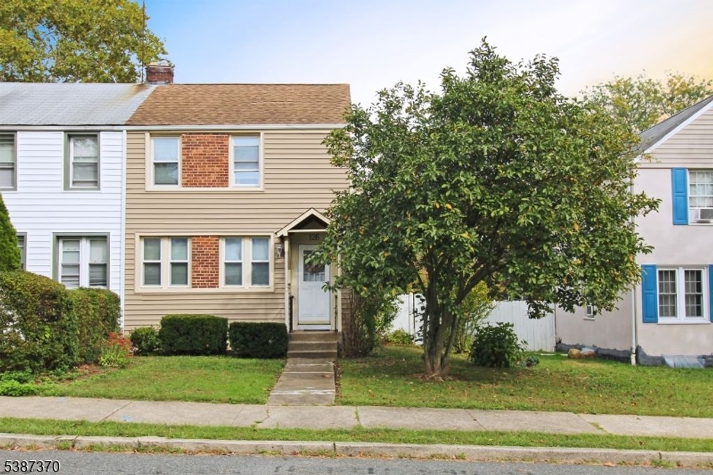 126 Baker St, Dover Town, NJ 07801