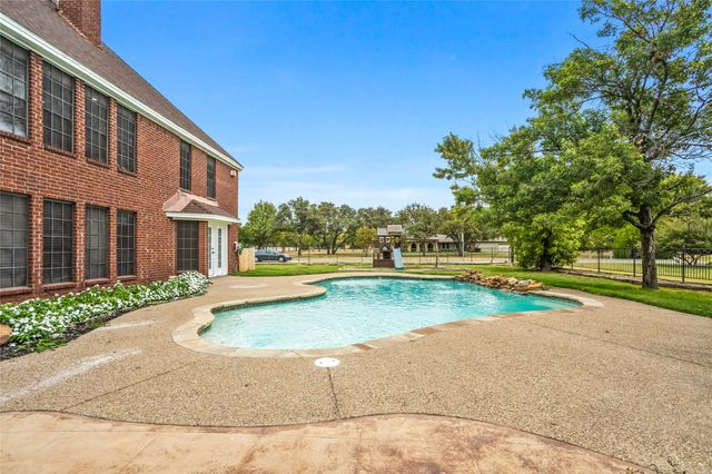 13510 Willow Springs Road, Haslet, TX 76052