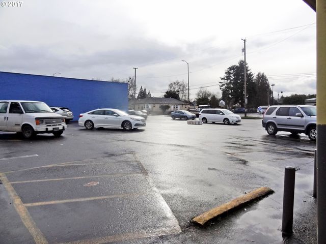 7332 Ne M L KING Blvd, Portland, OR 97211