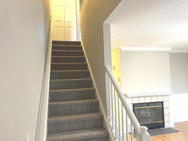 585 Park Road 11-2, Waterbury, CT 06708