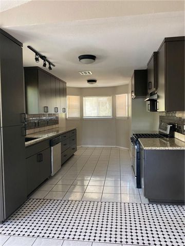 11915 Rosethorn DR, Austin, TX 78758