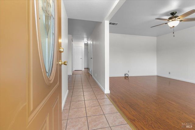 241 Camellia St, Fairfield, CA 94533