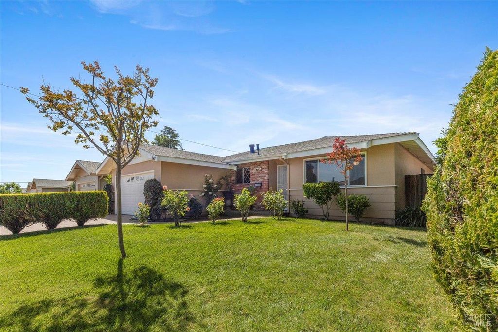 241 Camellia St, Fairfield, CA 94533
