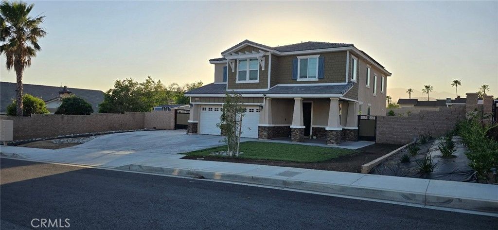Image 2 of property listing at 6362 N Mount McKinley Way, San Bernardino, CA 92407