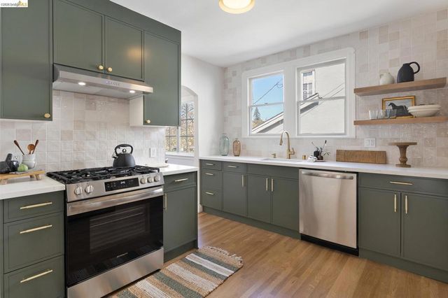 348 Jerome Ave, Piedmont, CA 94610