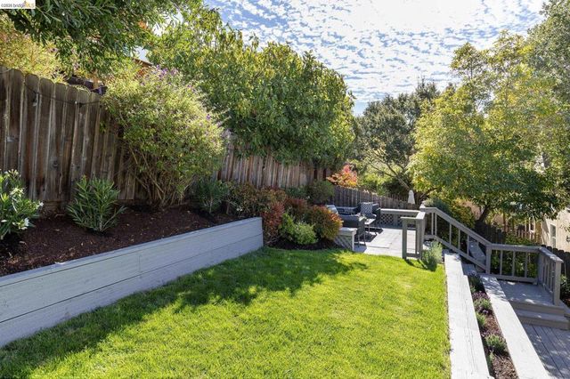 348 Jerome Ave, Piedmont, CA 94610