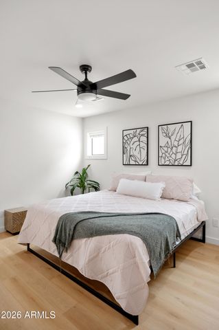 9829 N 4TH Avenue, Phoenix, AZ 85021