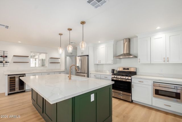 9829 N 4TH Avenue, Phoenix, AZ 85021