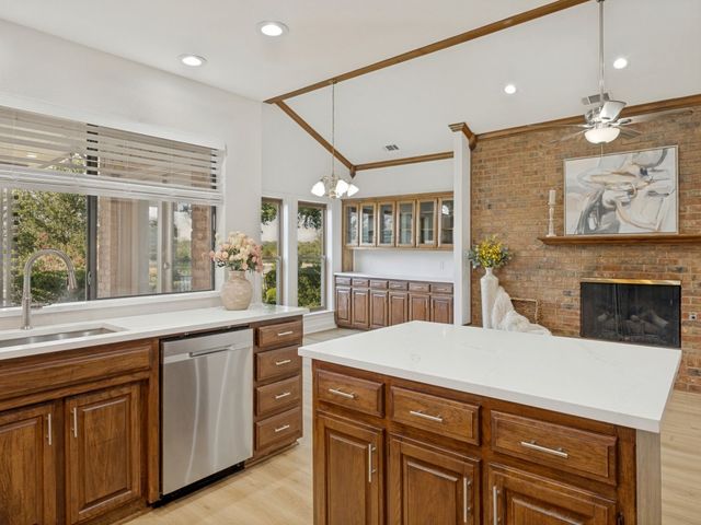 1901 Ridge Creek Drive, Richardson, TX 75082