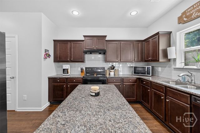 161 Meadow Lake Drive, Commerce, GA 30530