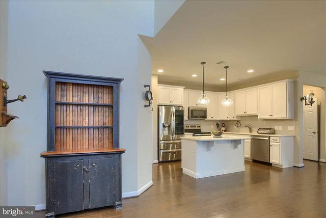 646 REPUBLIC WAY, Mechanicsburg, PA 17050