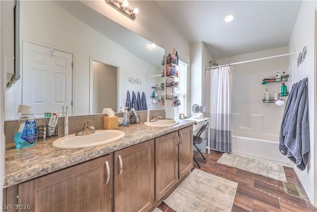 4893 East Twain Avenue, Las Vegas, NV 89121