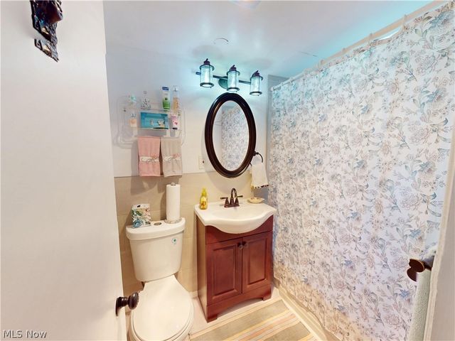 19406 Van Aken Boulevard 104, Shaker Heights, OH 44122