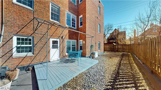 19406 Van Aken Boulevard 104, Shaker Heights, OH 44122