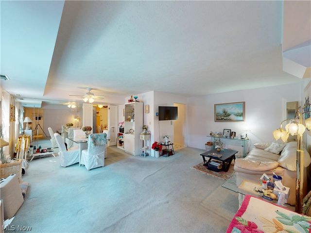 19406 Van Aken Boulevard 104, Shaker Heights, OH 44122