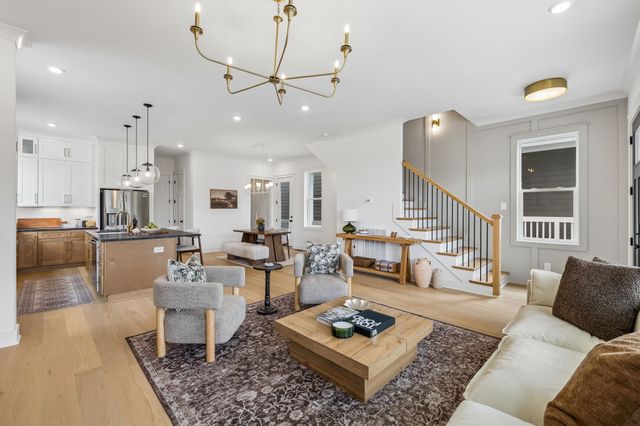 2068 Whitney Ave, Nashville, TN 37210