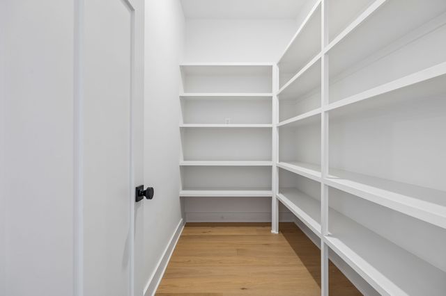 2068 Whitney Ave, Nashville, TN 37210