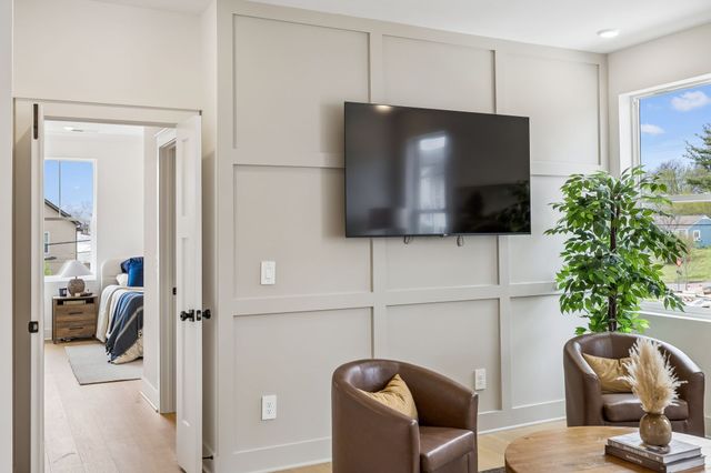 2068 Whitney Ave, Nashville, TN 37210