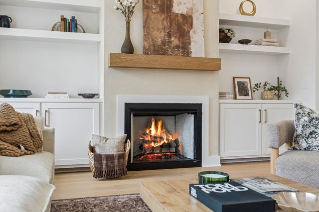 2068 Whitney Ave, Nashville, TN 37210