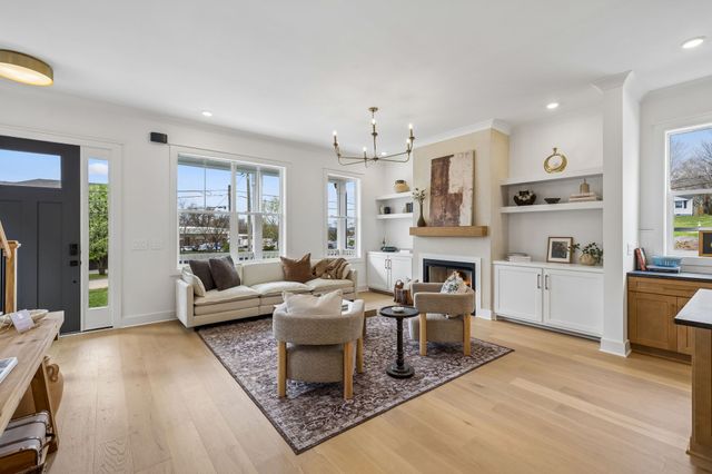 2068 Whitney Ave, Nashville, TN 37210