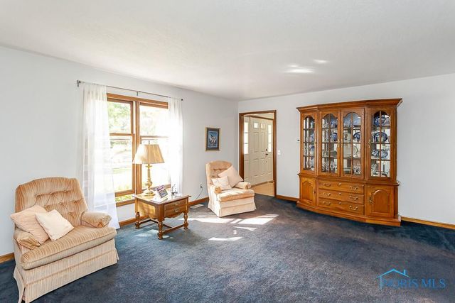 7040 Country Creek Road, Maumee, OH 43537