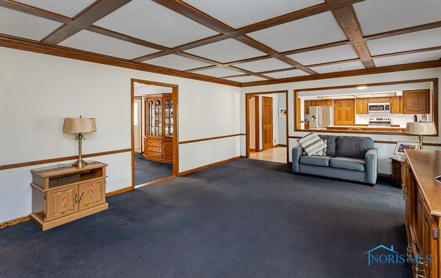 7040 Country Creek Road, Maumee, OH 43537