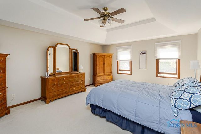 7040 Country Creek Road, Maumee, OH 43537