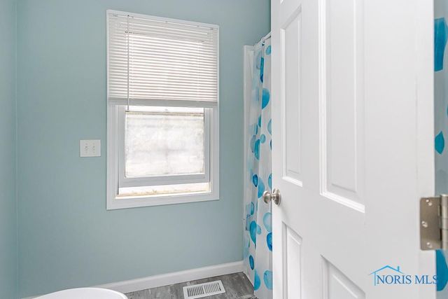 7040 Country Creek Road, Maumee, OH 43537