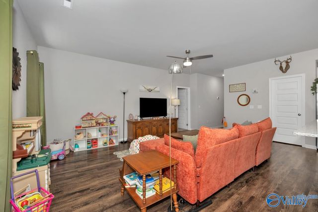 121 Olde Hearth Road, New Market, AL 35761