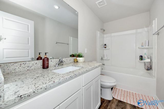 121 Olde Hearth Road, New Market, AL 35761