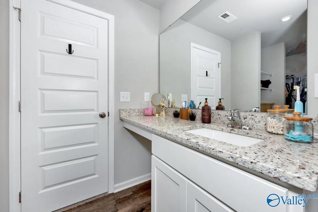 121 Olde Hearth Road, New Market, AL 35761