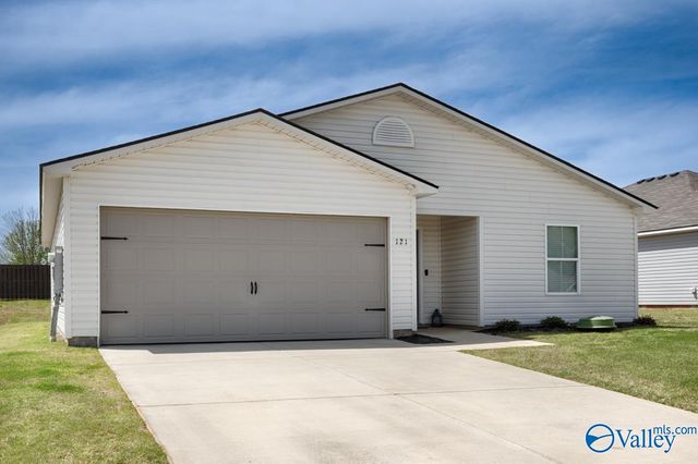 121 Olde Hearth Road, New Market, AL 35761